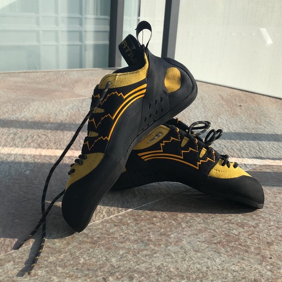 BRAND NEW UNWORN La Sportiva Katanas in size 38.5 - Picture 3 of 4